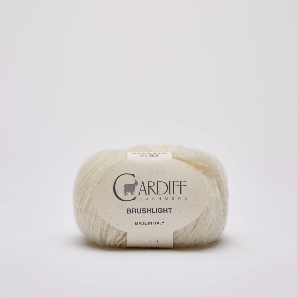 Knäuel Cardiff Brushlight Garn in Farbe White 101