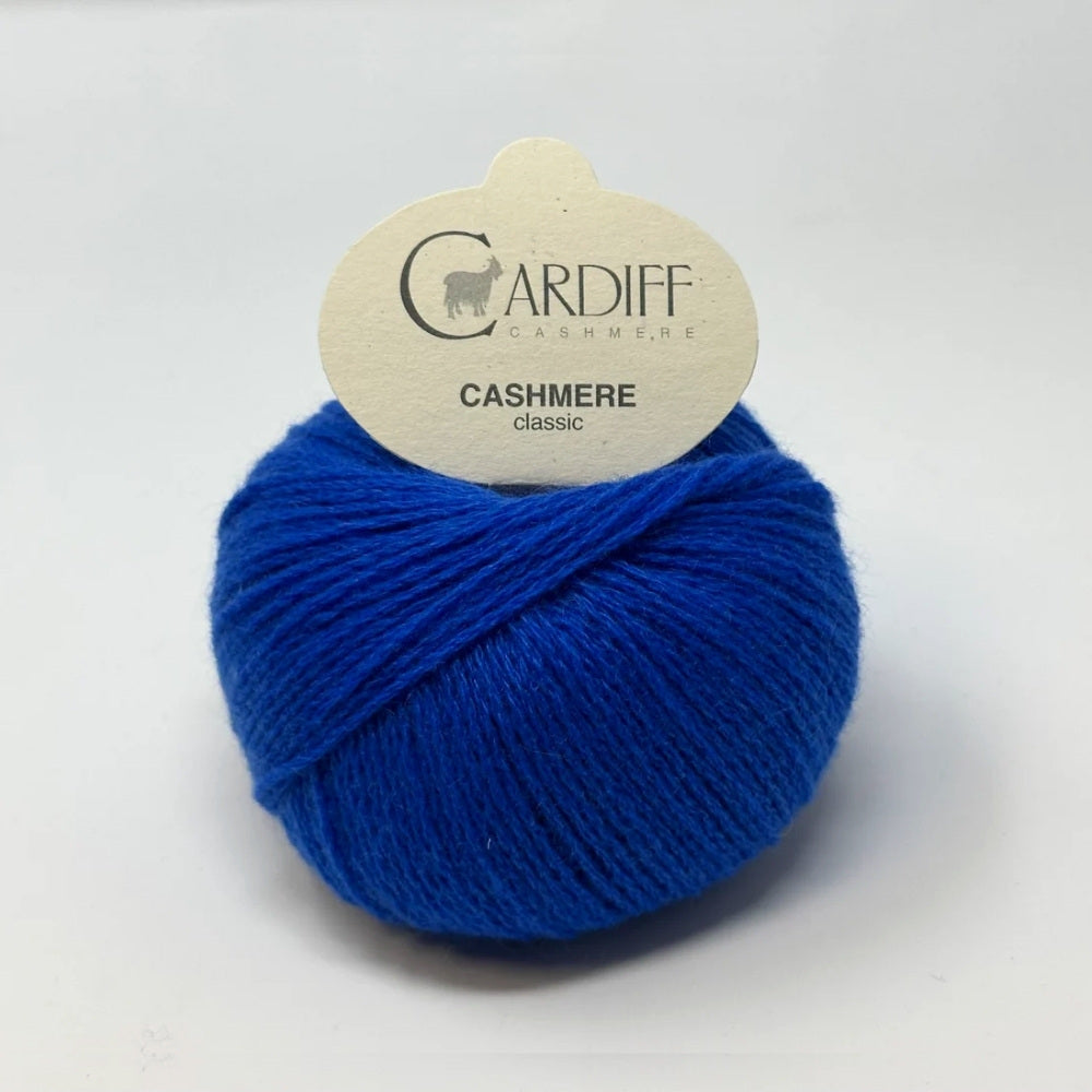 Knäuel Cardiff Cashmere Classic Garn in Farbe Fiordaliso 637