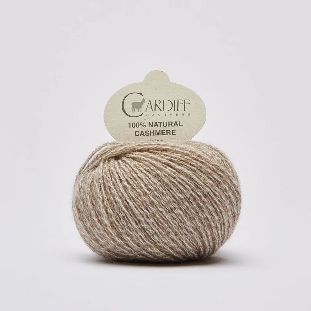 Knäuel Cardiff Cashmere Classic Garn in Farbe Pois 670