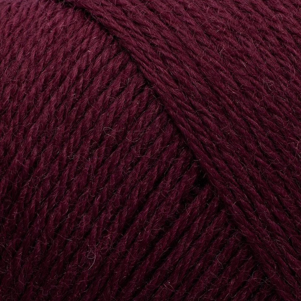 Strickgarn Arwetta in Bordeaux, edel und tief