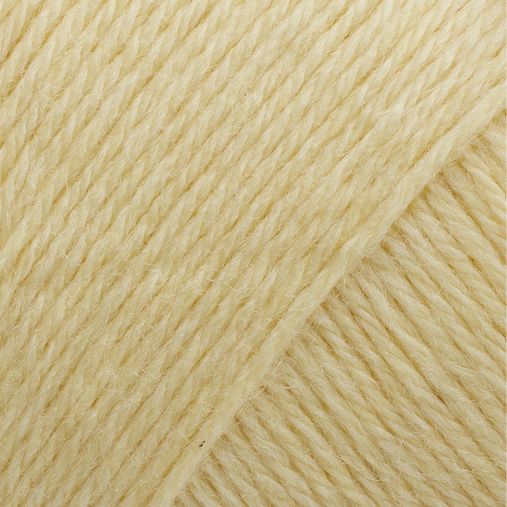 Strickgarn Arwetta in French Vanilla, cremig und weich