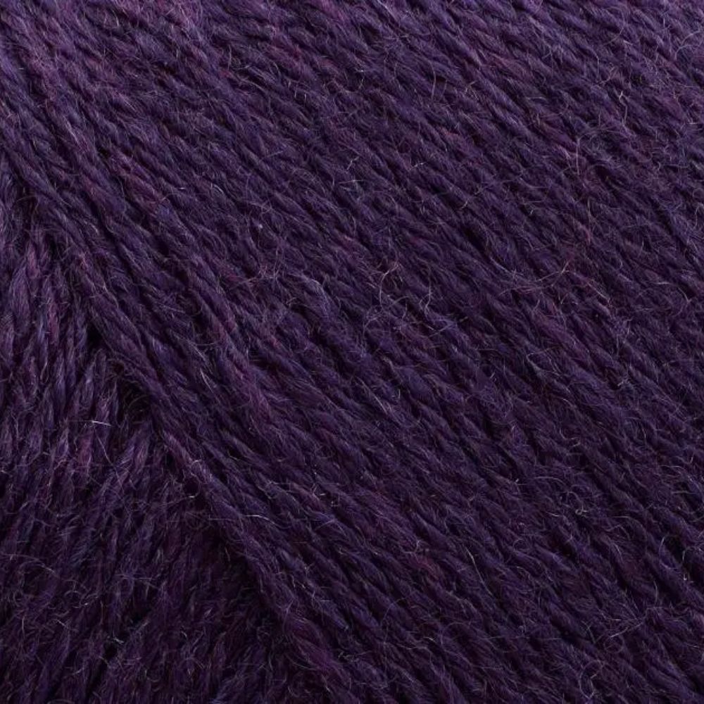 Knäuel Filcolana Arwetta Garn in Farbe Grape Royal 235