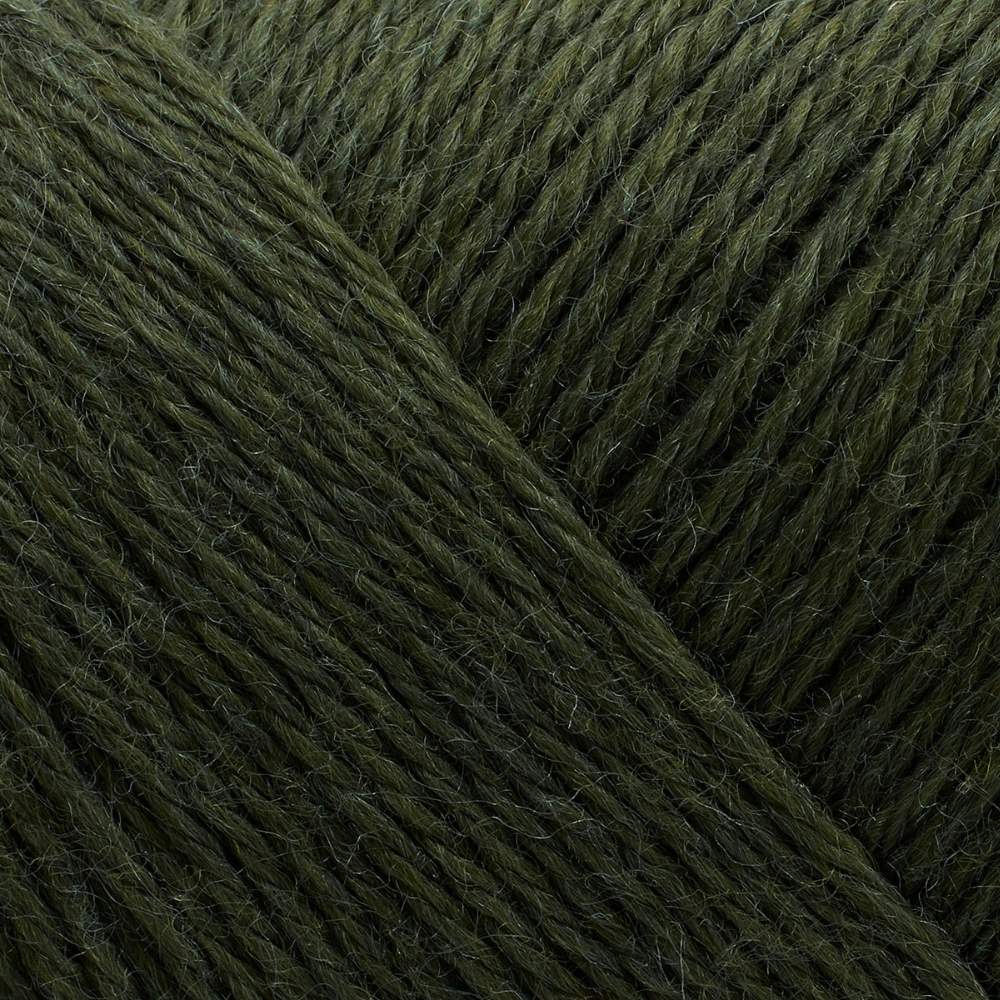 Strickgarn Arwetta in Schiefergrün, edler Grünton für Naturdesigns