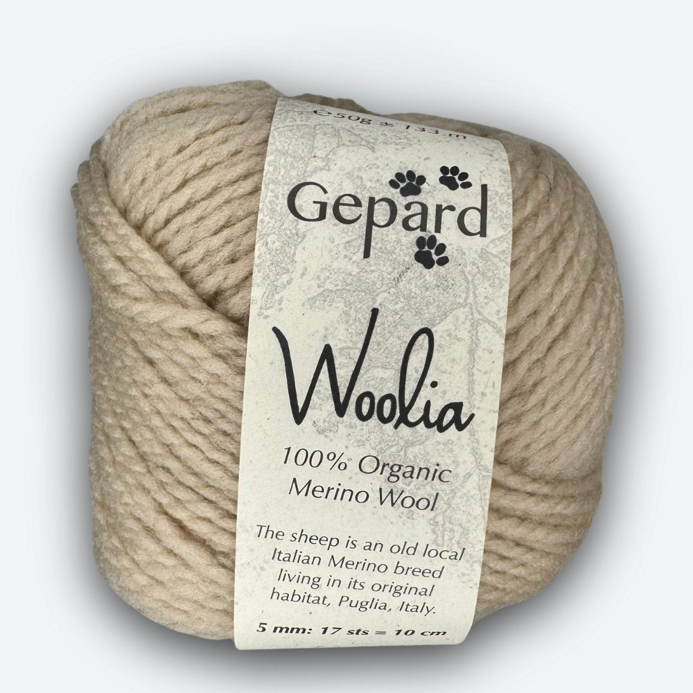 Gepard - Woolia - Milchkaffee - 105 – hochwertige Wolle für kreative Strickideen, detailreich beschrieben für alle, die nicht sehen können.