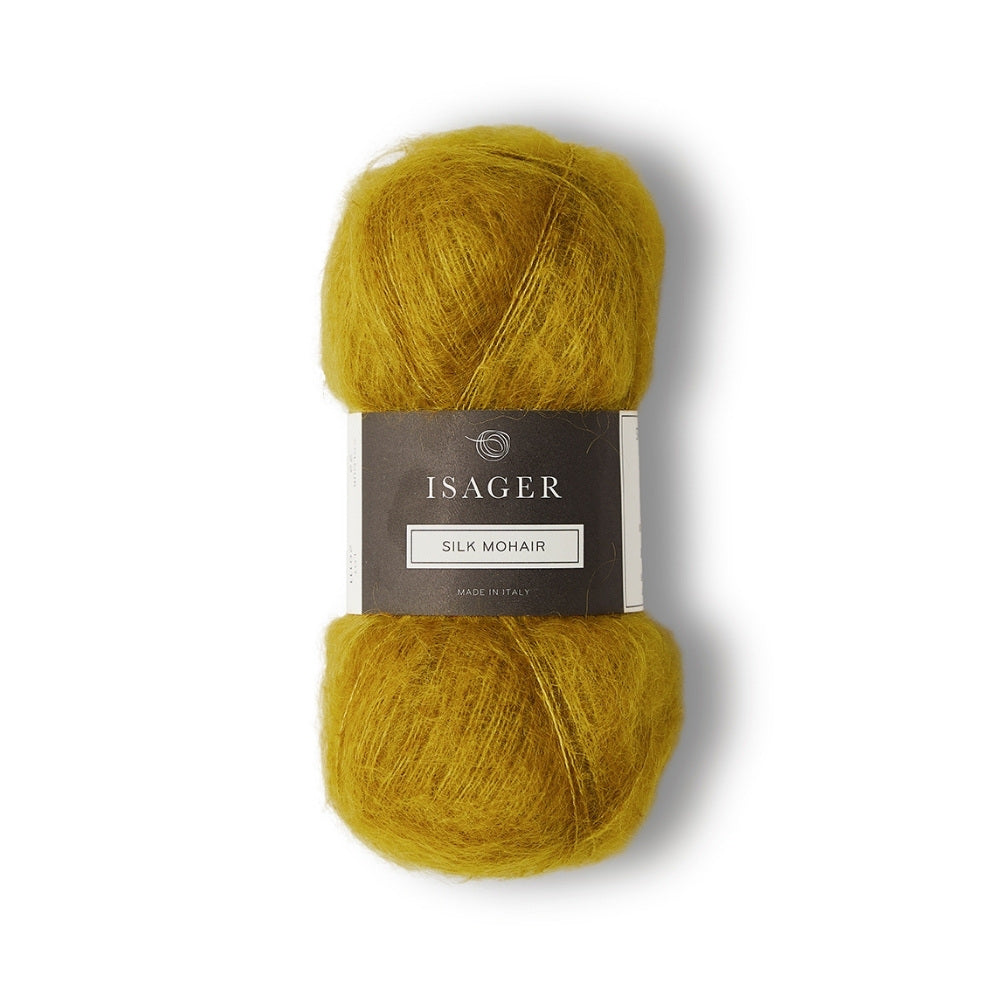 Zartes Mohair-Seidengarn von Isager in kräftigem Senfgelb. Für modische Akzente mit Leichtigkeit.