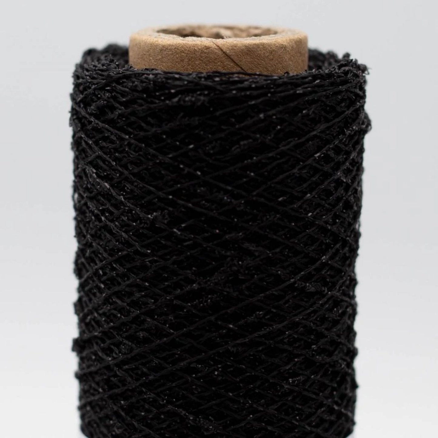 Knäuel Kremke Twinkle Garn in Farbe Tiefschwarz 835