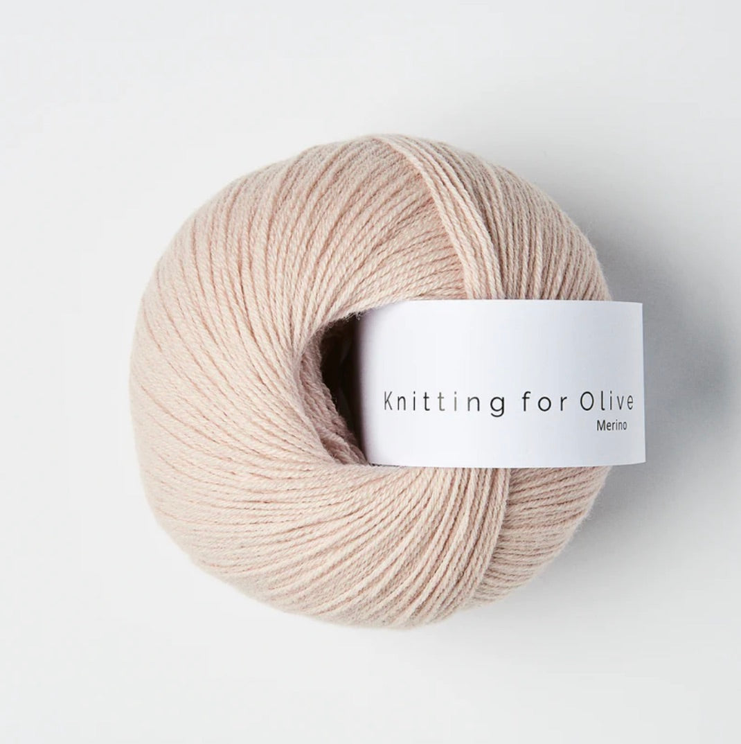 Knitting for Olive 100% mulesing-freie Merinowolle in der Farbe Soft Rose