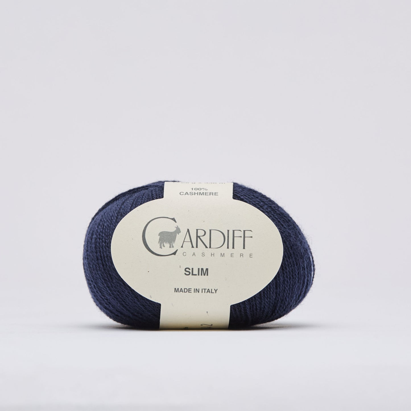 Knäuel Cardiff Slim Garn in Farbe Cosmo 647