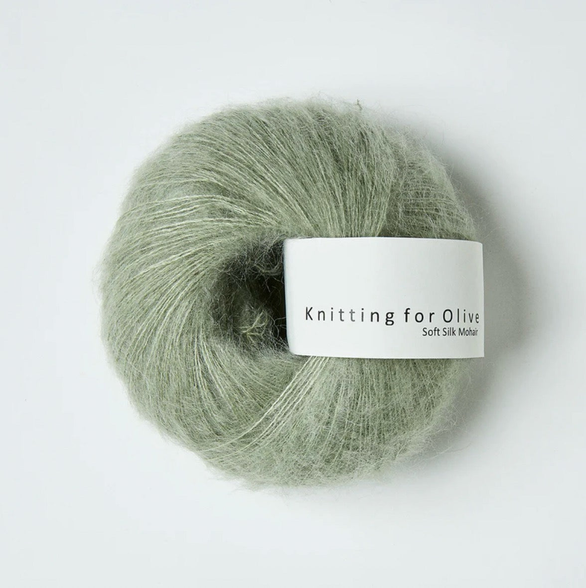 Knitting for Olive 70% RMS-zertifiziertes Mohair, 30% cruelty free Maulbeerseide in der Farbe Dusty Artichoke