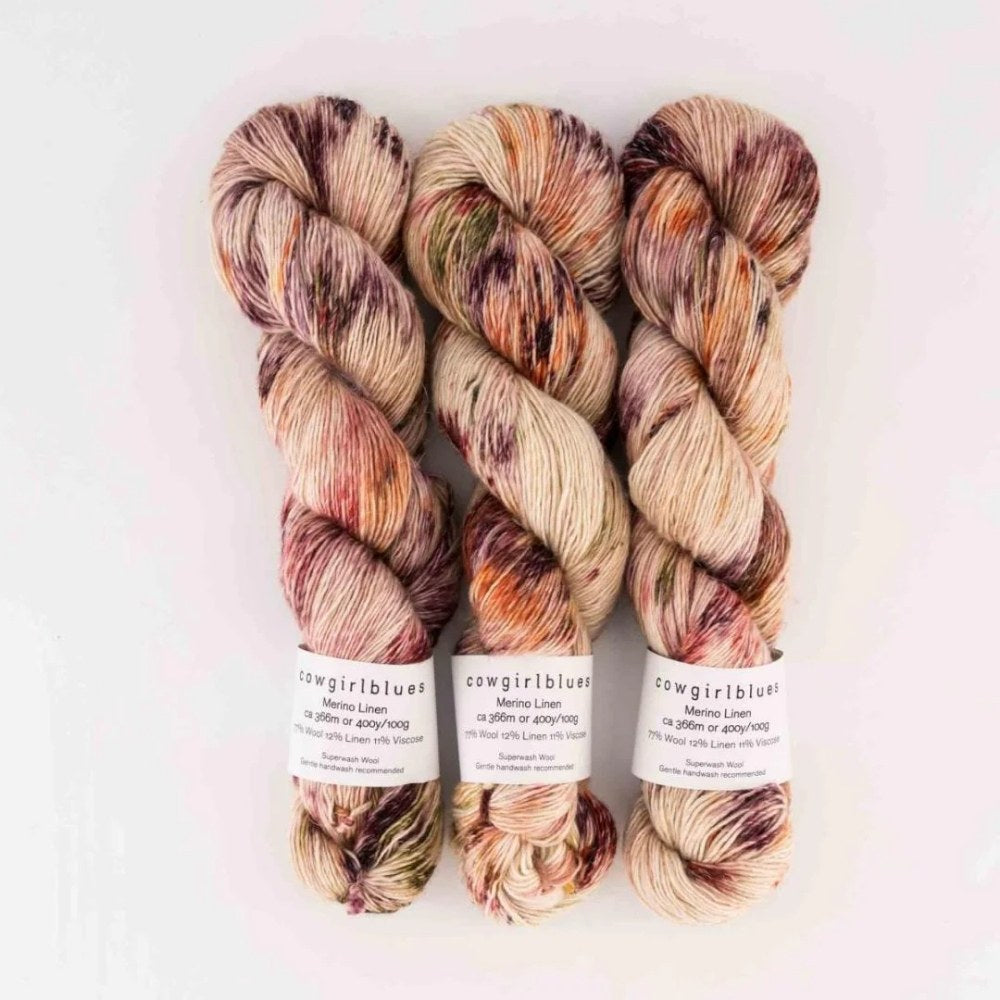 Knäuel cowgirlblues Merino Linen Farbverlauf Garn From a Distance 60